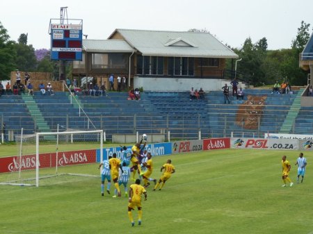Santos on the attack.