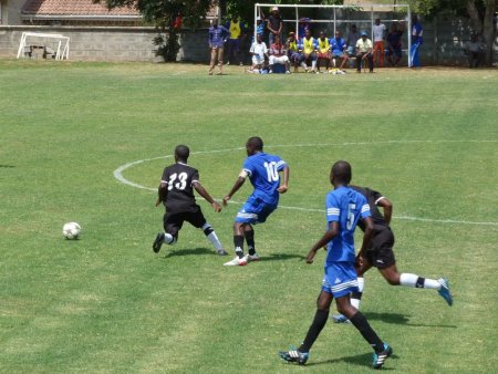 Highlanders v Leopards